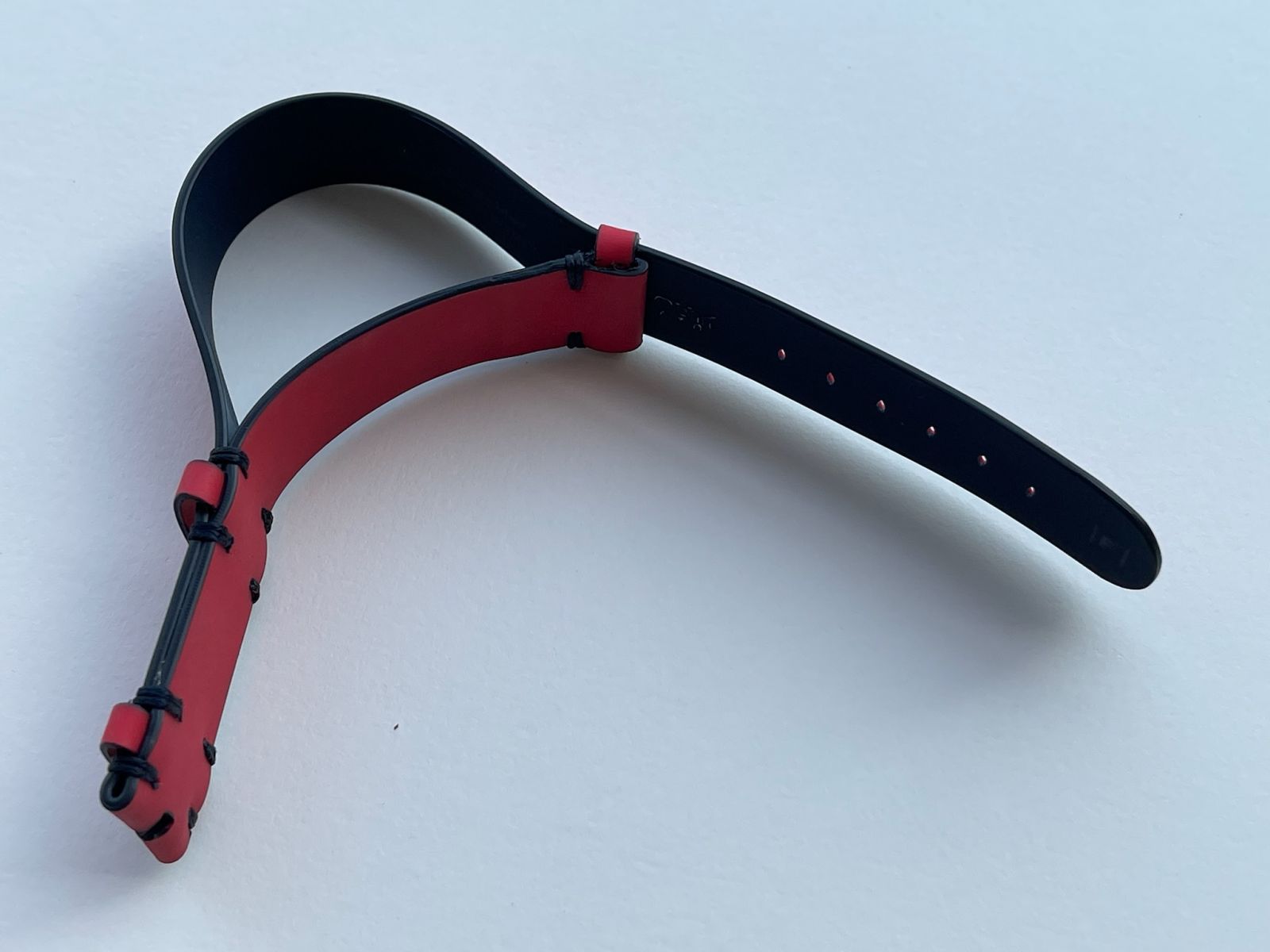 NATO 20mm or 22mm two pieces band in Red Recycled Rubber