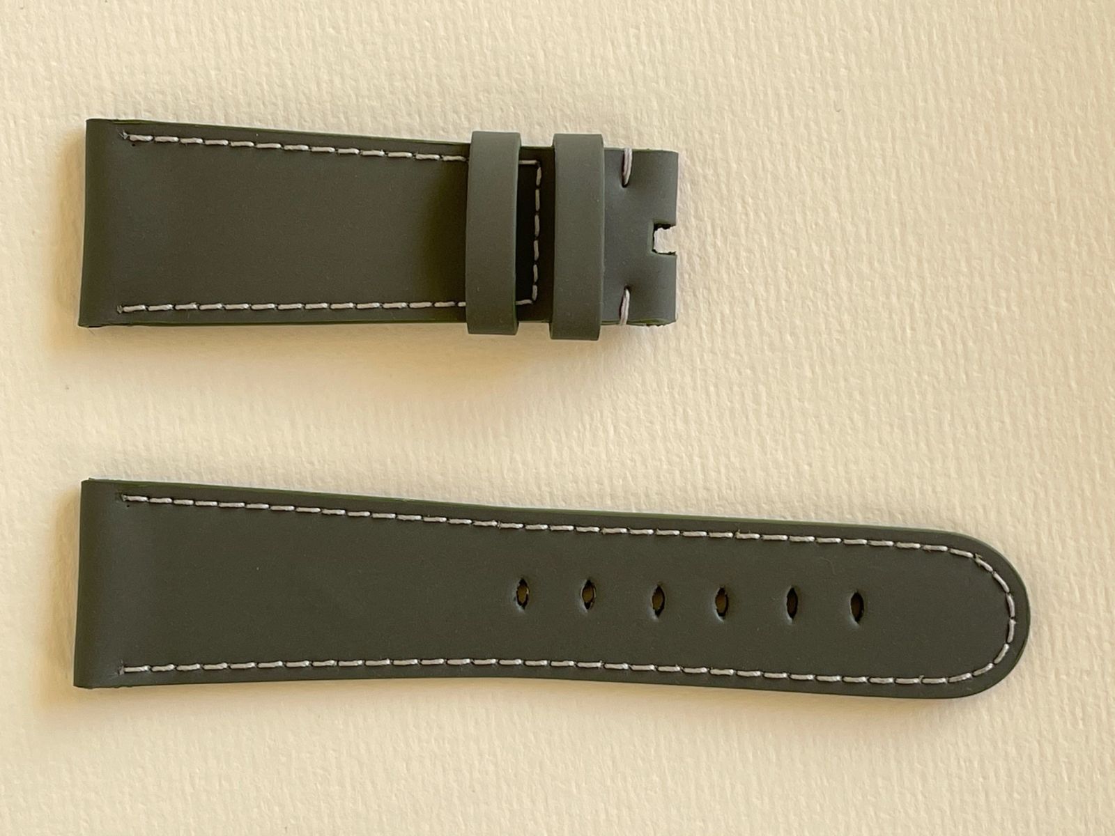 Milano Grey Recycled Rubber Strap 16mm, 18mm, 19mm, 20mm, 21mm, 22mm General style